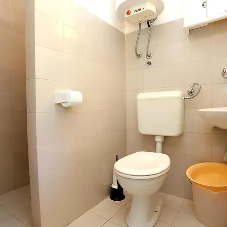 Studio 4385a 아파트 *